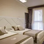 Riva Degli Etruschi Szálloda