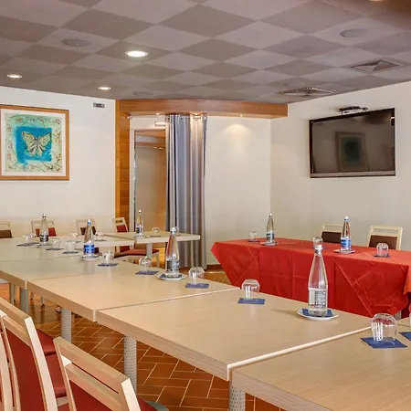 Hotel Riva Degli Etruschi