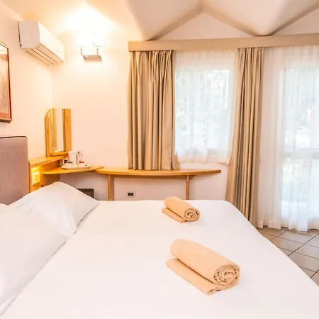 Riva Degli Etruschi Hotel 4*