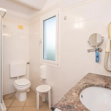 Hotel Riva Degli Etruschi